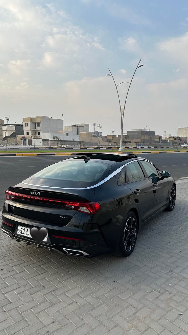 السلام عليكم
K5. 2022 gt
مواصفاتها معروفه 
بانوراما ✅
لد نهاري ليلي✅
صندوق ذكي✅
 اربع وضعيات قياده ✅
شاشه جبيره ✅
شحن لاسلكي ✅
تحكم ستيرن ✅
كشنات تدفئه ✅
وباقي موصفاتها معروفه
السياره حادثها بنيد وطرف الجاملغ  حادث خفيف  حتى الراديرات بلاديه مالتها قطعه وحده مصبوغه  الباقي بلادي ليبل واحد السياره كامله ما ناقصها شي    سعرها 153 وبيها مجال للشراي تحويل ثاني يوم  مكاني البصره متواجد فقط على الشريحه او الوتساب ***********
