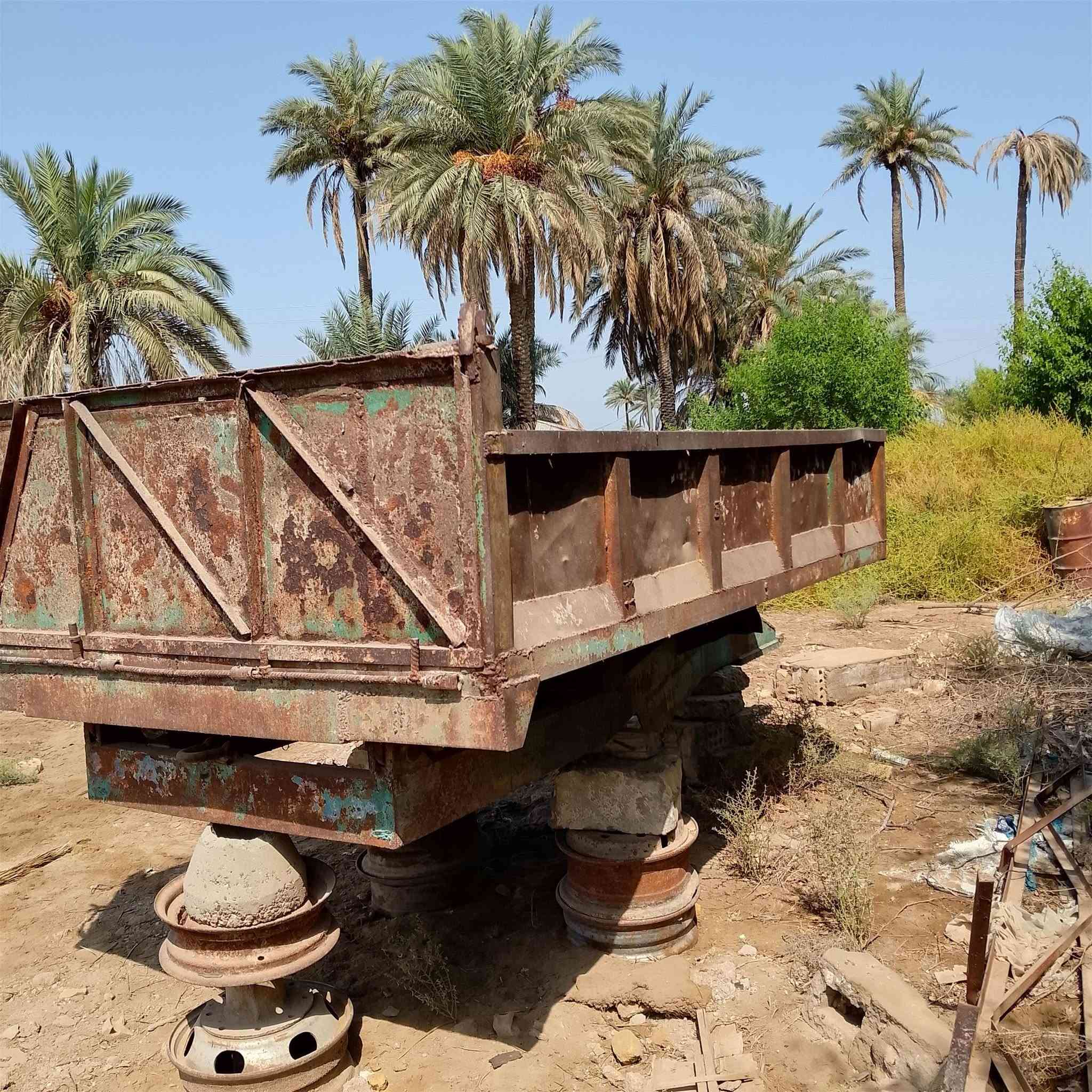 عربانه حدادي للبيع ناقصه دنكير وبستم جاهزه عوزه بس صبغ دبل شاصي العنوان نجف مشخاب ***********
