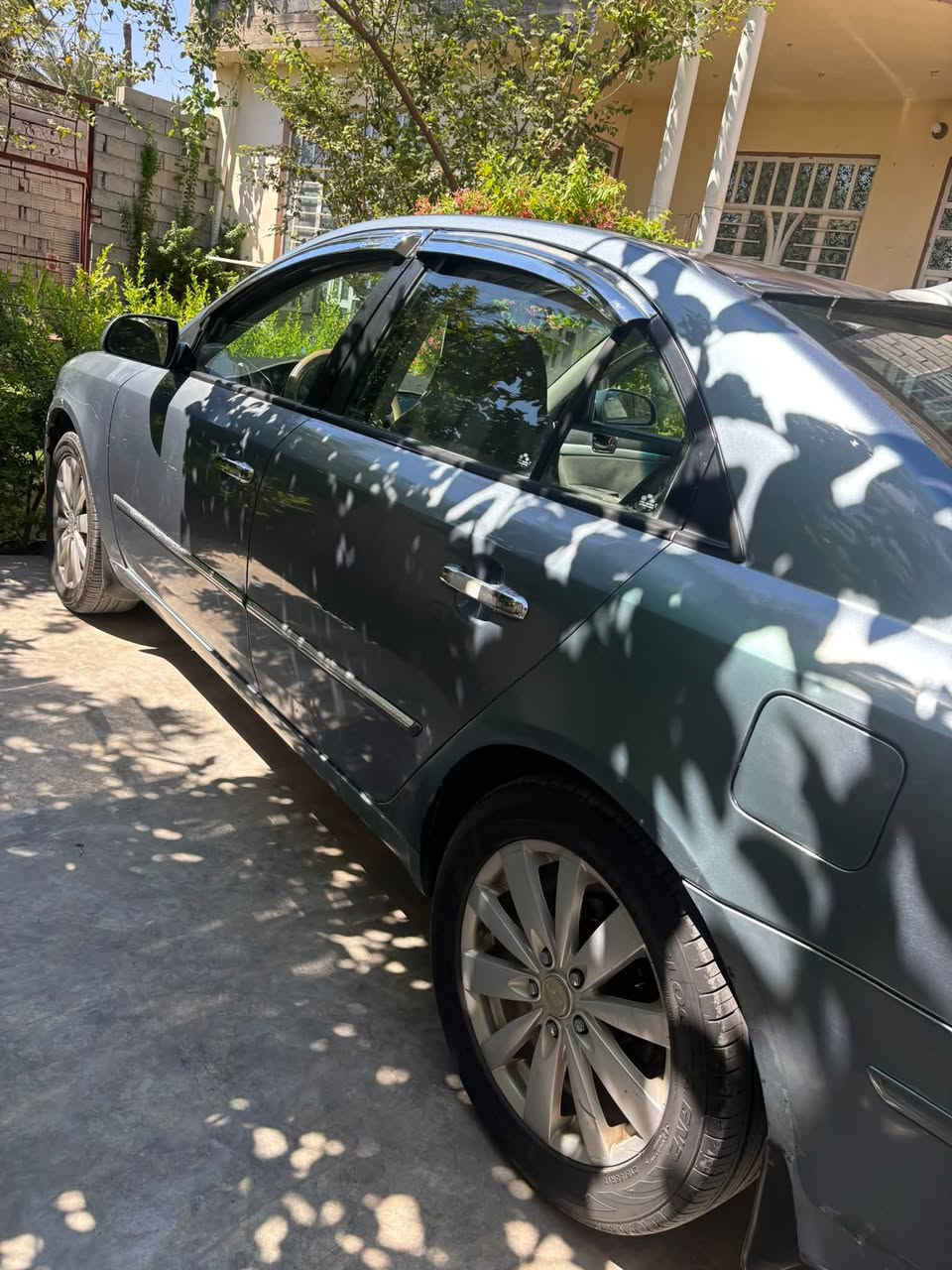 سوناتا ٢٠١٠ بيها حزام محرك ٢٤٠٠ رقمها ديالى مكاني ديالى خالص ***********
