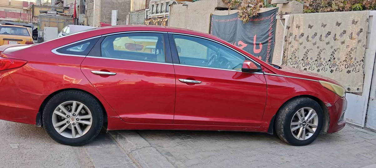 🔥🔥🔥
السلام عليكم سياره سوناتا 🔥🔥للبيع
السياره موديل (2017) السياره وارد امريكي 
ضربتها كلش خفيفه  بس نص دعاميه   (حادث ها موجود بل صور))
بيها خدوش ورصعات خفيفه السياره ماشيه الف116ميل محرك 2400 السياره كامله كل عطل مابيها مواصفاتها فول شاشة كامرات 
تايراتها جدد السياره رزانتها تخبل 
التواصل على الرقم هذا ***********
السعر (115$)🔥🔥🔥بيها مجال قليل
