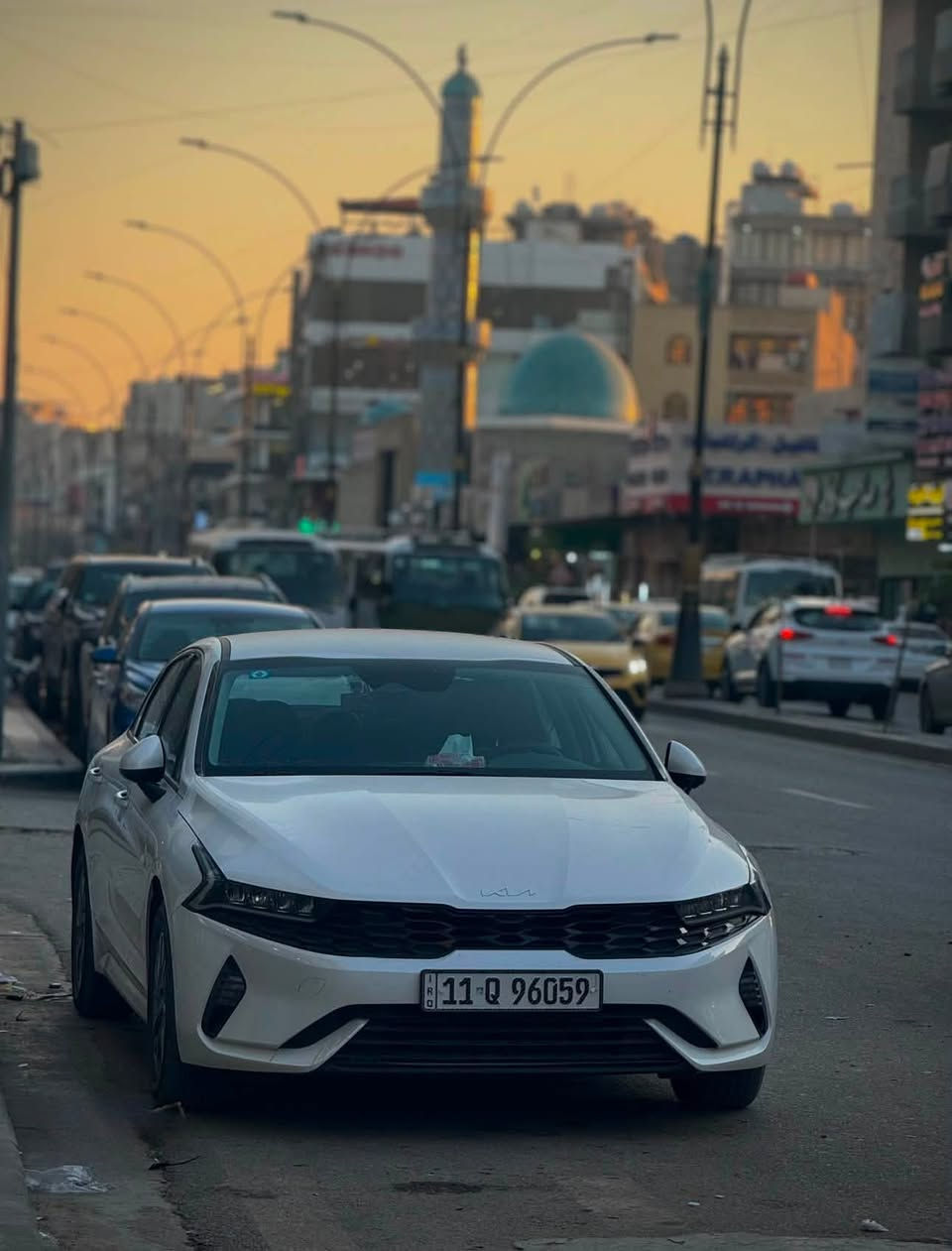 السلام عليكم k5 2023 HEV هايبرد مكفوله من الضربه والصبغ 
 
وارد كوري كهرباء بانزين 
◾️تحكم ستيرن 
◾️تشغيل عن بعد
◾️تحديد مسار 
◾️كروس سرعه
◾️ماصده اربع عدسات
◾️اشارة بالمري
◾️شاشه كبيره لمس 
◾️شاشة تبريد لمس
◾️كير ماوس 
◾️اوتو هولد 
◾️تدفئة كشنات 
◾️تدفئه ستيرن 
◾️تبريد قطعتين 
◾️كشنات جلد 
◾️جامات اربعتهن اوتو 
◾️داش كام 
◾️مانع انزلاق 
◾️سايد بريك كهرباء 

سنويه جديده 2030  
كير ومحرك مكفول وتبريد ثلج 

***********
