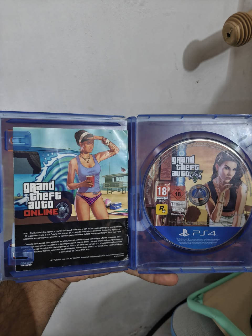 السلام عليكم 
اقراص بلي ٤ مستخدمة شي قليل نظافة ٩٠٪١٠٠
GTA5 premium edition مو العادية
FIFA 18
كلهن ب ٢٥الف ويتوفر توصيل داخل بغداد فقط
رقم الهاتف ***********
موجود خاص
