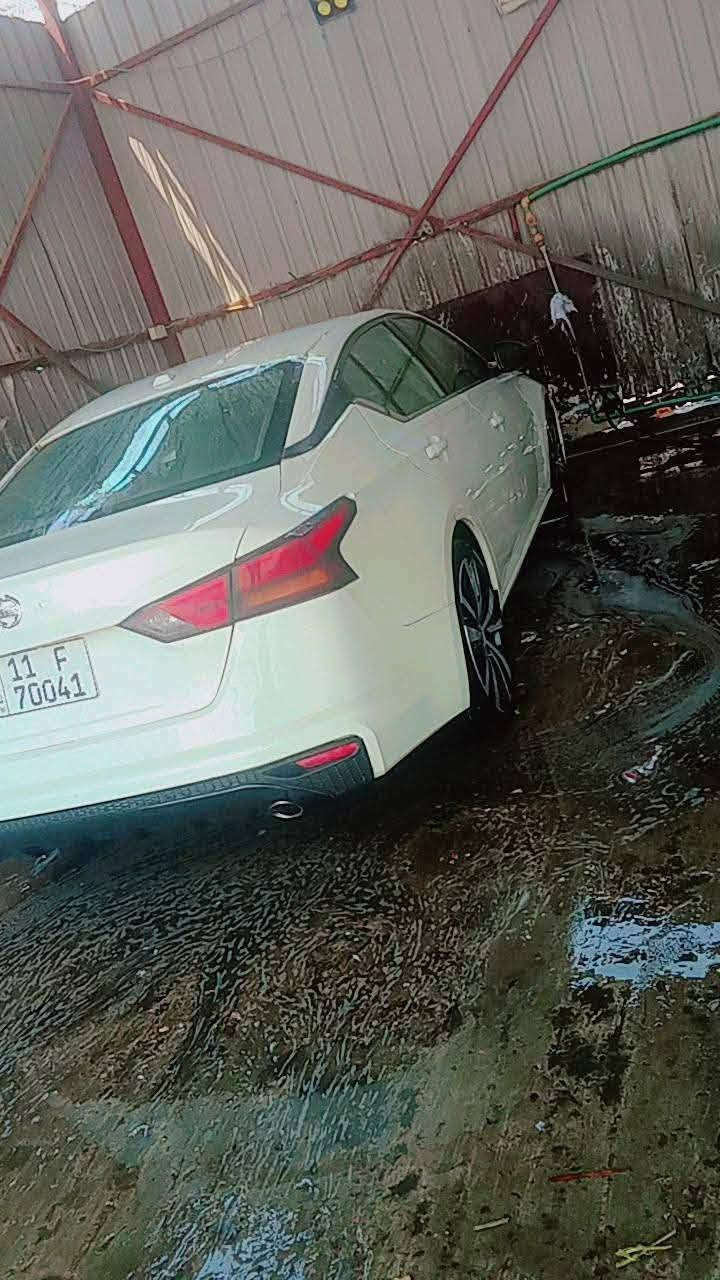 نيسان التيماموديل ٢٠٢٢رقم معوقين بغداد
بيها تبديل جاملغ خلفي وبنيد

السياره فول مواصفات بس فتحة ما بيها

موقعها بغداد

السعر ٩٥

***********
