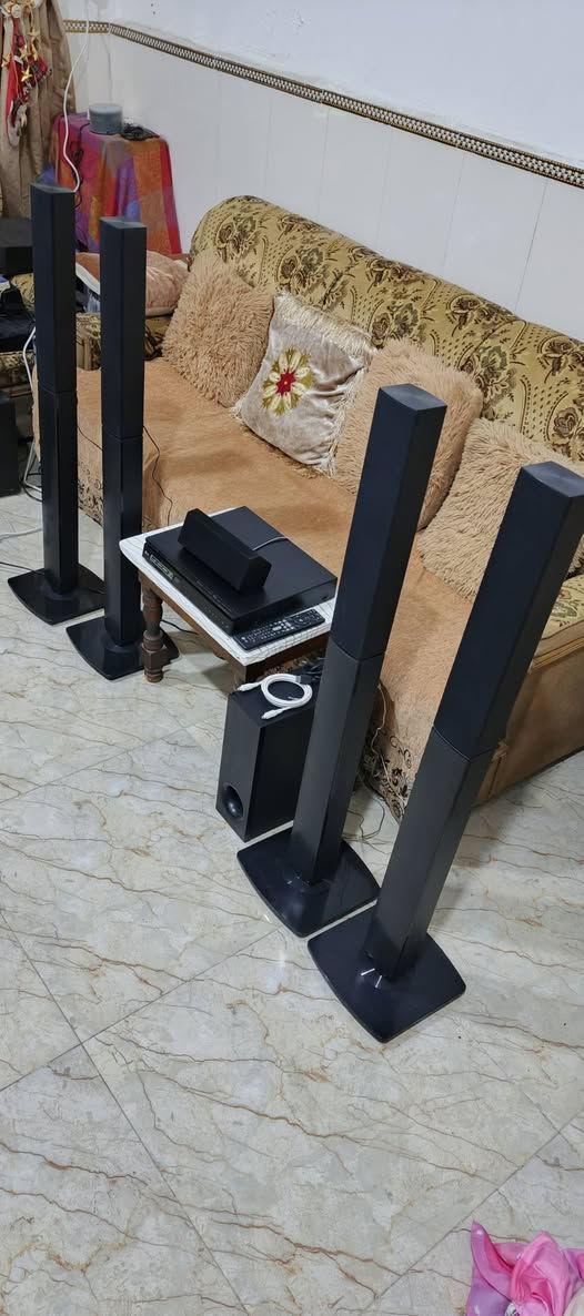 مسرح منزلي • LG • ١٠٠٠ واط