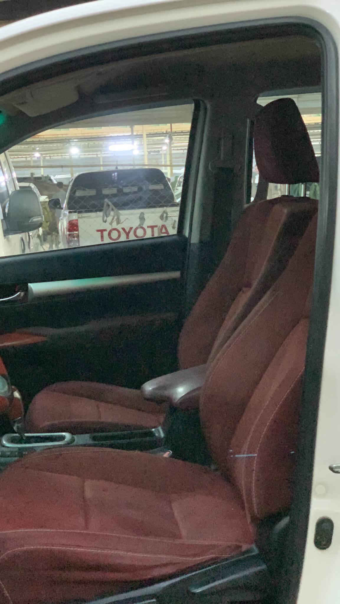بيكم TRD 2020 رقم بغداد بيه باب السايق مبدل ابلادي بدون صبغ  فقط والباقي كفاله
السعر ٢٦٥ وبيه مجال 

***********
