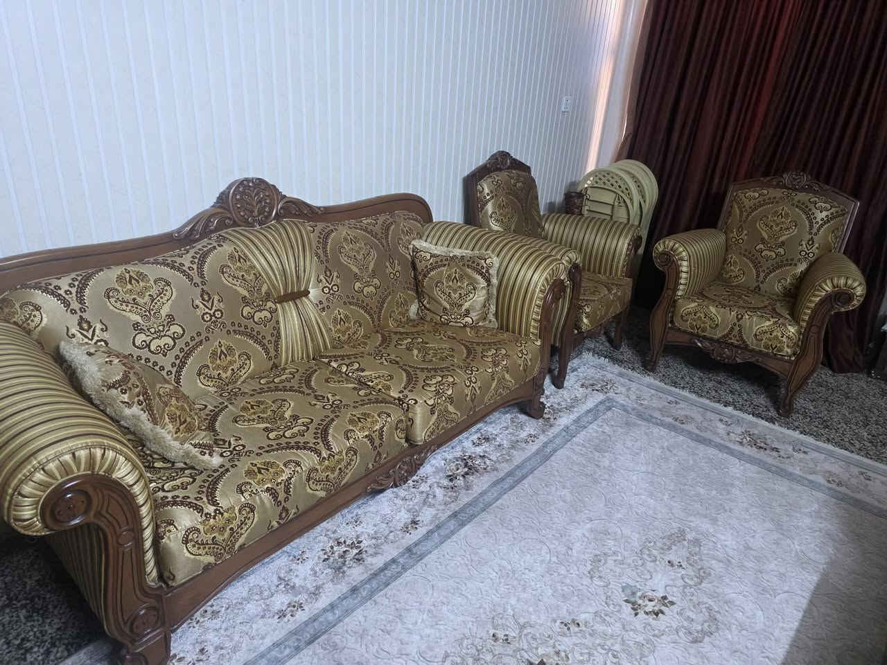 سبليت ٢.٥ طن • كنب ١٠ نفر • عدة تركيب