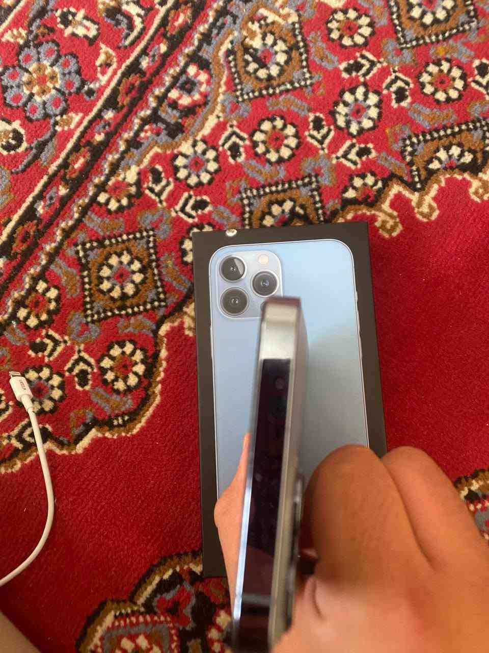 سلام عليكم..ايفون 13 برو ماكس  للبيع اومراوس لجهاز  مبدل شاشه وكامره فقط الذاكرة 256.. وياكارتونته +كيبل ويا الأصلي  السعر 475وبي مجال قليل ..***********.....***********
