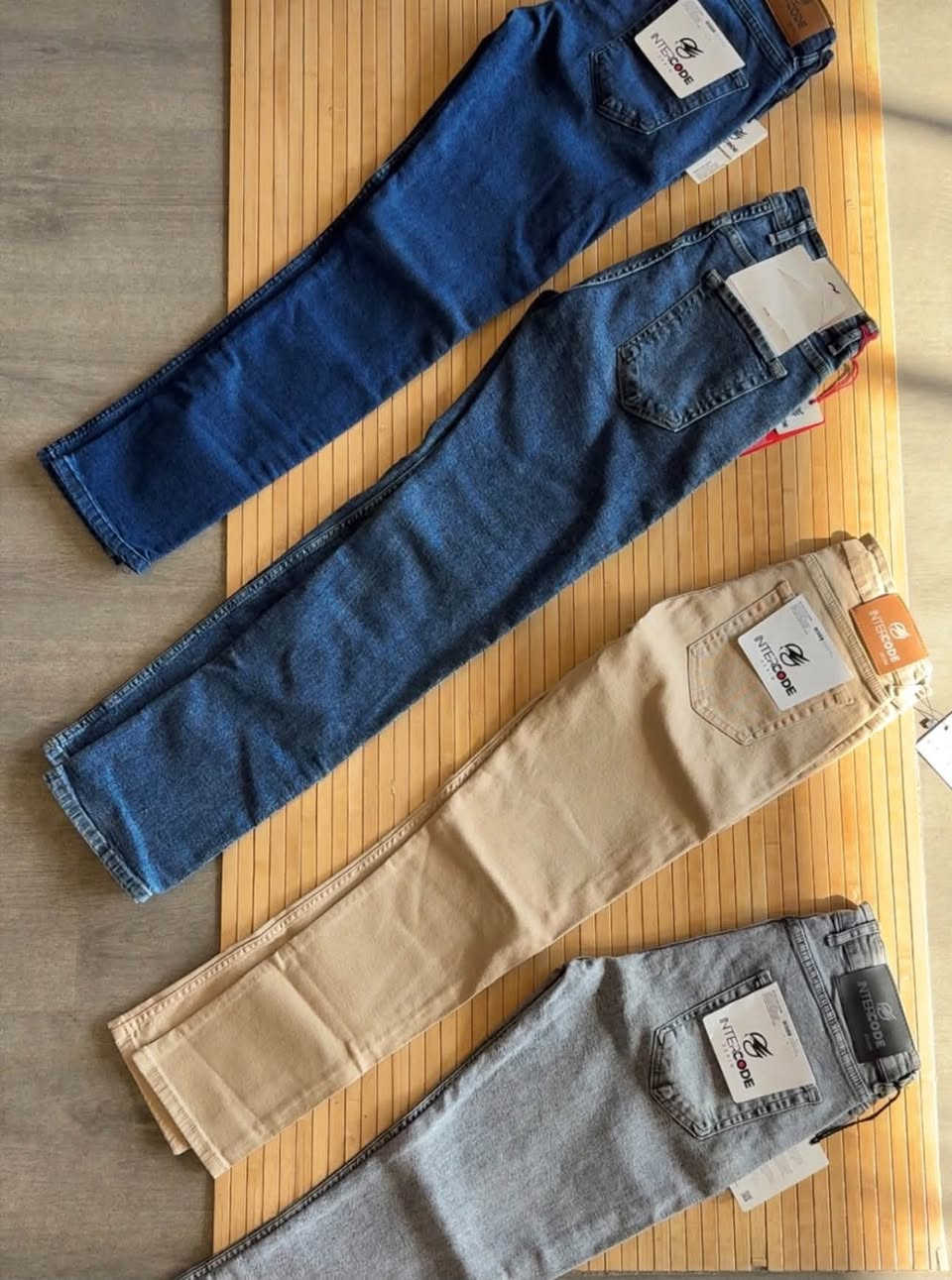 🔥 تصفية ملابس رجالية تركية جديدة – درجة أولى (ماستر)
👕 تيشيرتات | 👔 قمصان | 👖 بناطيل
✨ جديدة وكواليتي عالي جداً

💰 البيع بسعر المنشأ فقط بسبب عدم الاتفاق مع الشريك.

📍 زيونة – بغداد
📞 ***********
@الجميع
