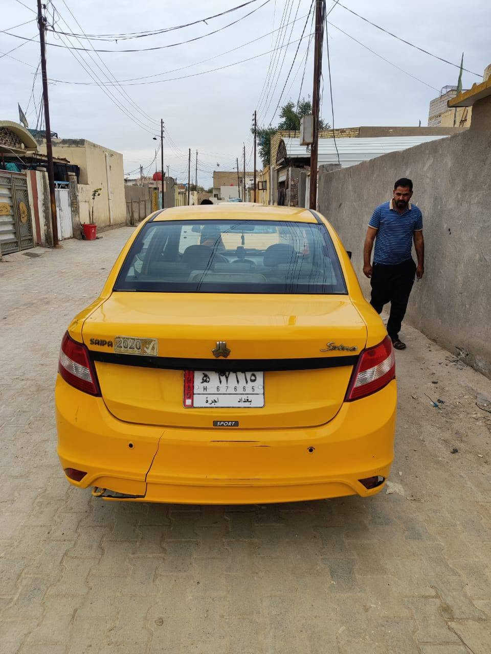 السلام عليكم ساينا 2020كفاله من الفتح وصبغ بس بيها طخات واضحات بل صوره تبريد شغال  صارت حره ستوها جاي يشتغل راعيها بل برائه ذمه من الشركه السعر 48بيها مجال قليل مكانها ديوانيه رقم هاتف ***********

