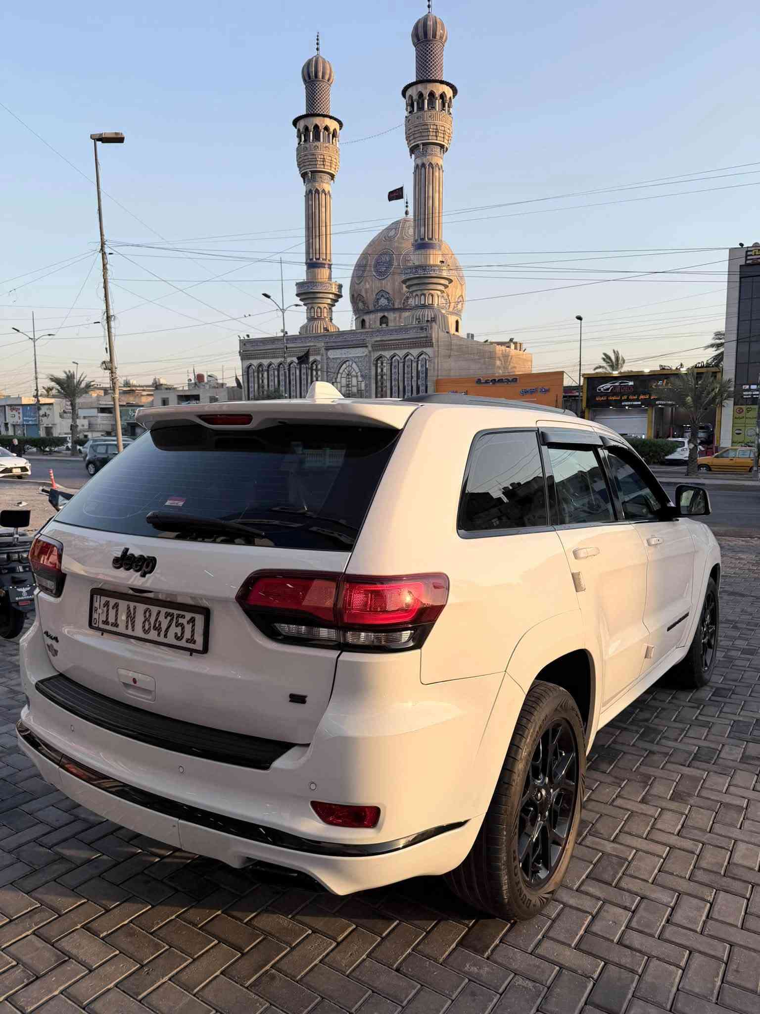 ٢٠٢١ • ٤٩ الف • داخل احمر