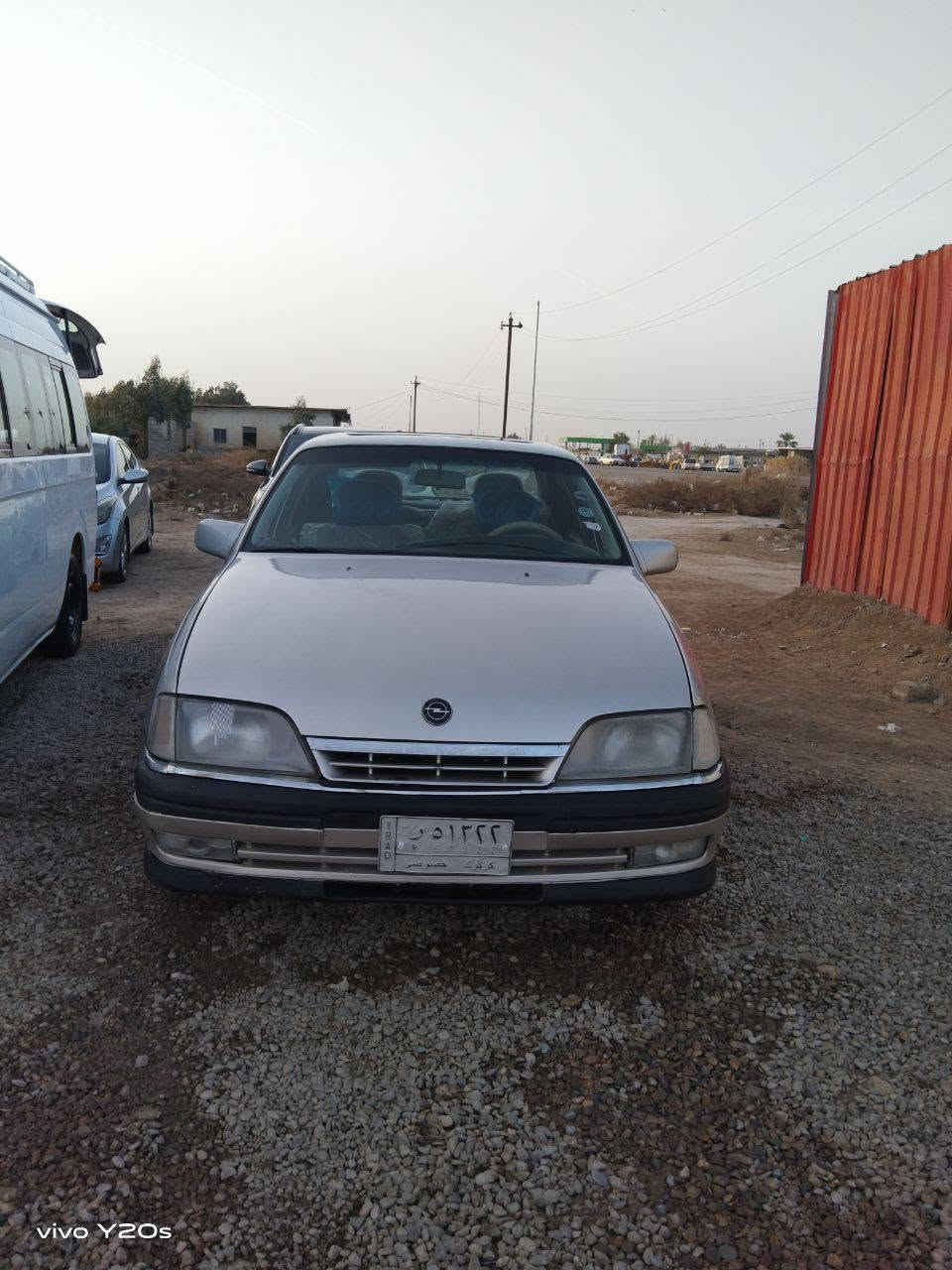 السلام عليكم ورحمة الله 
اوپل اوميگا للبيع 
موديل 1991 
لون اصفر ذهبي 
لون غرفة بيجي 
محرك 20 
گير عادي 
فتحة بالقمارة 
رقم كركوك 
مصبوغة صبغ ممتاز 
خياس ماكو 
صدر جديد 
غرفة نضيفة 
شاشة كلها شغالة
كهربائيات مضبوطة وشغالة 
محرك لا تنقيص ولا بخار 

السيارة احلى من الصور كاملة 
السعر 35 وبيها مجال 
للاستفسار الاتصال على الرقم 
***********
مكان ديالى ناحية كنعان

