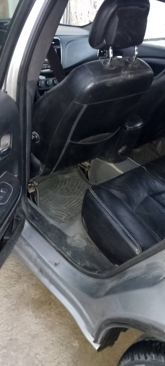 موديل 13 رقم بابل اربع قطع صبغ بدون دواخل جاهزه من كلشي مكينه سته سلندر كير جديد قبل ٣ شديته كهربائيات حداديه تبريد تاير باتري جديد السعر ٦٩ وبيهه مجال مكاني كربلاء 
***********
