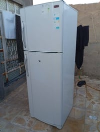 ثلاجه مرتبه • طباخ شغال