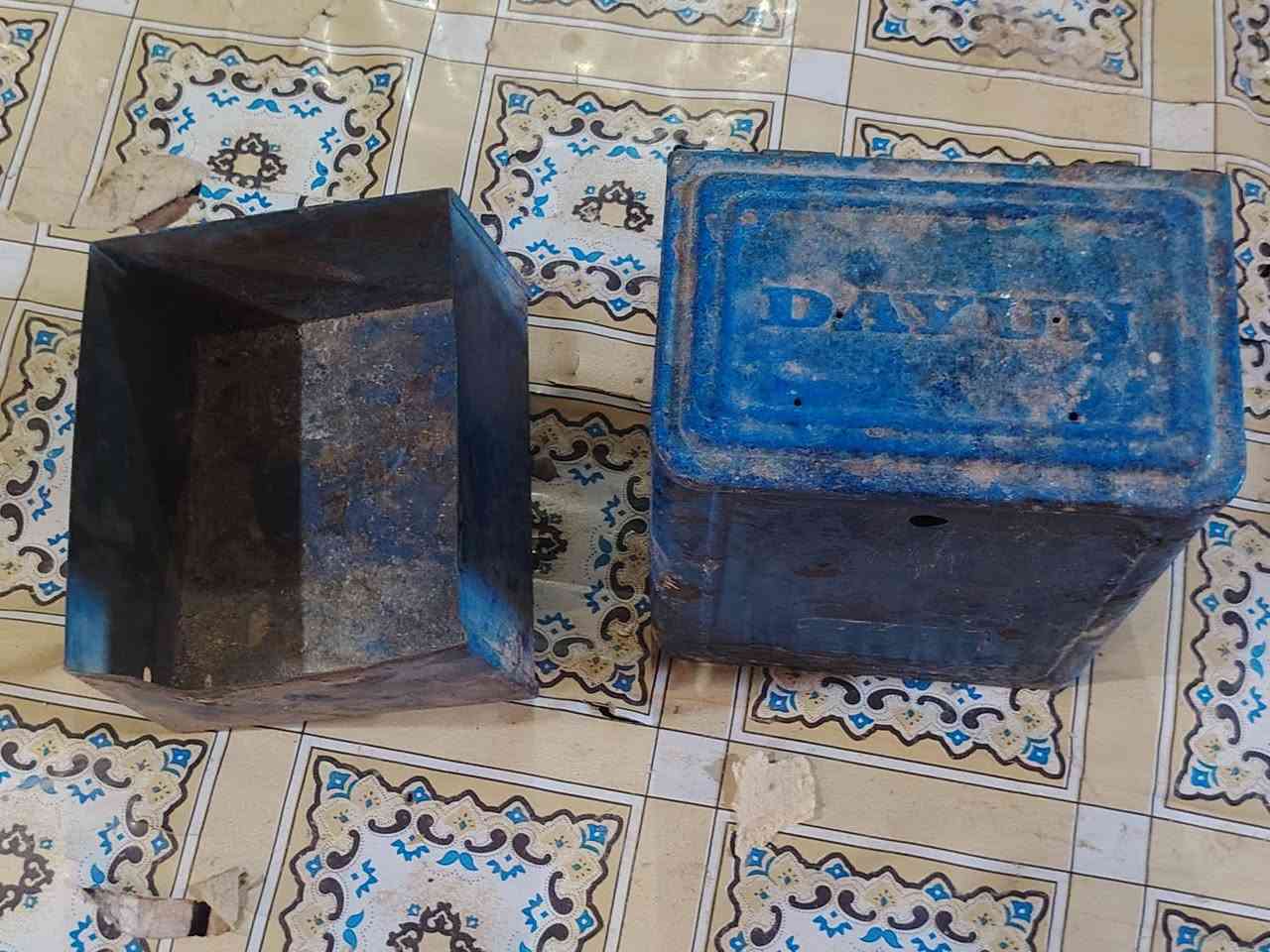 السلام عليكم عندي  تيرات وجوابه 2  البيع وصندوك 2  مال ستوته دايوان 21 نضافتهن 80  ..  السفسار على الرقم ***********متواجد  💖
