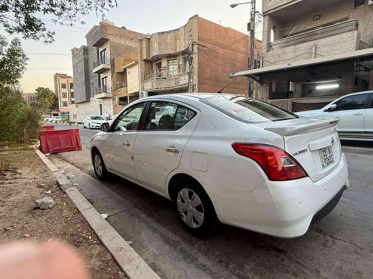 سلام عليكم سني هندي موديل 2020 سياره باسمي سنويه جديده 2031 لاطخه ولا صبغ كير ومكينه شغال تبريد ثلج تخم تاير جديد ماشيه 70 بغداد قرب جسر البنوك رقم الهاتف ***********
