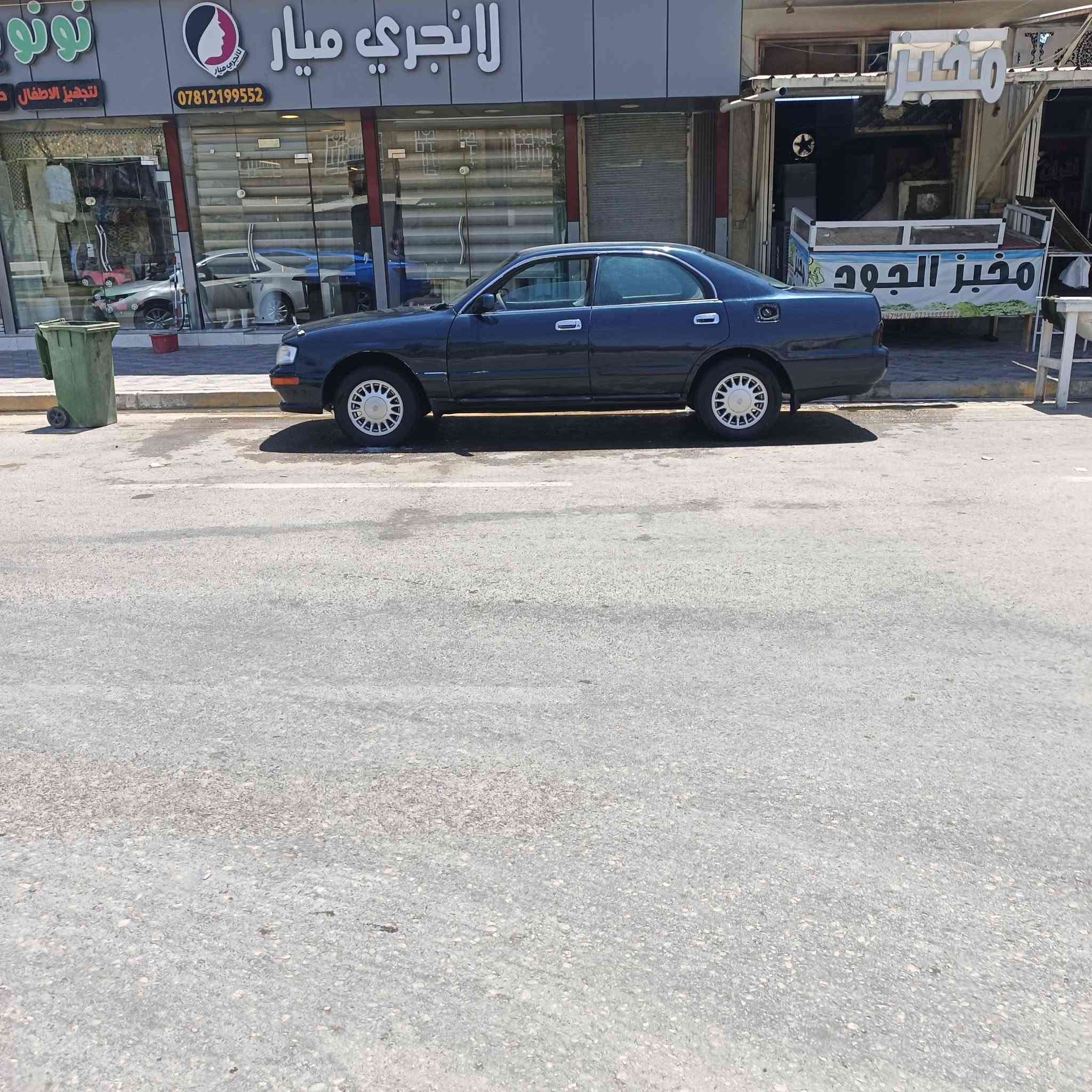 السلام عليكم بطة متصل موديل 1992 السيارة مكفولة من الضربة ومن عيب الشرعي شرط التحويل صبق جمالية السنوية لل 30 معروضة 45 وبيهة مجال قليل للستفسار ***********
