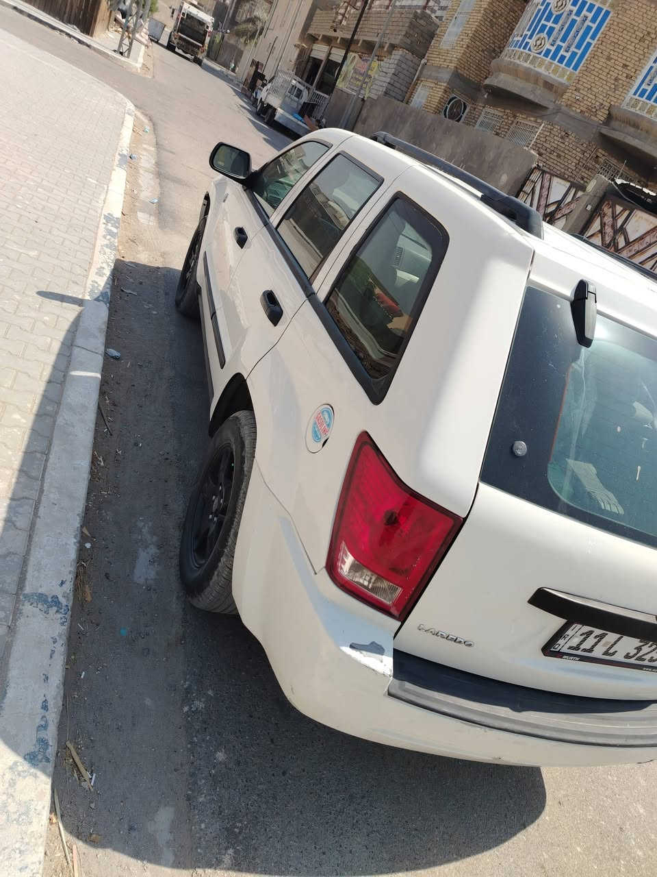 السلام عليكم جيب لاريدو ٢٠٠٧ تحويل مباشر باأسمي رقم بغداد انكليزي جاهزه مكينة فقط كازكييت مبدل تاير حداده وسط مكفوله من صبغ فقط قطعتين بصره *********** السعر ٨٥
