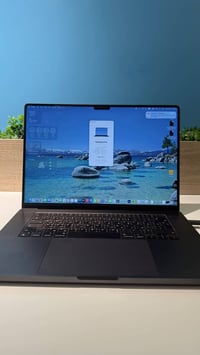 ماكبوك M3 Pro • ١٦ انش • ٣٦GB رام