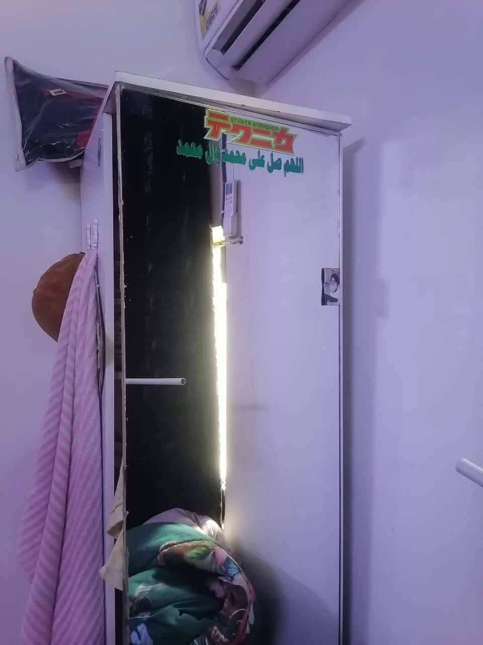 غرفة نوم تركية • أبيض وأسود • نجف