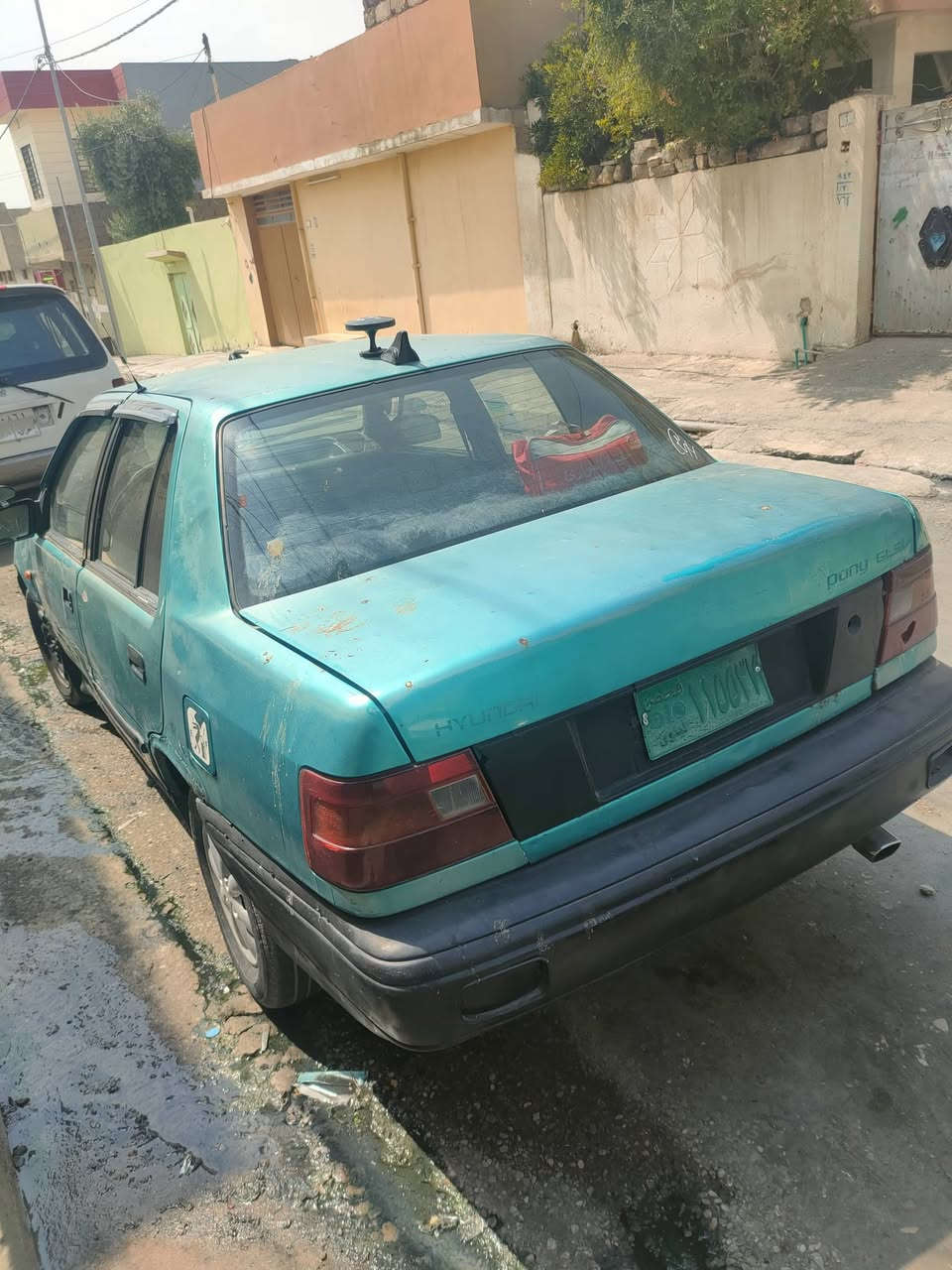 السلام عليكم هونداي بني 1993
رقم نينوي اخضر
غرمات صفر
صاحبها بل موصل شرط تحويل
كير مكينه شرط 
جوم كهرب 
كهربائيات شغاله 
12بيها مجال 
***********
***********
