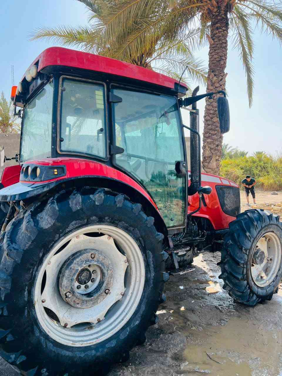 السلام عليكم مكينه تومسان للبيع حجم 115مكينه جاهزه تبريد تلج   مموديل 15 وراق مني فيز مكان ديوانية ترم بيع ومروس الاستفسار عل رقم ***********
