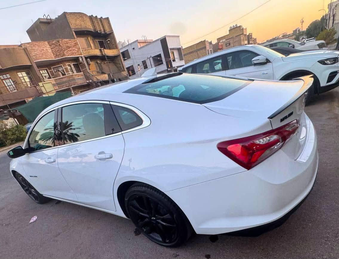 سلام عليكم
للبيع ماليبو  موديل ٢٣  لون ابيض رقم بغداد موصفات lt  سياره كلش جديده بشكل ماشيه ١٧  الف  بدون يرباك سياره مال بيت وجاهزه فقط حادثهه بنيد بدون دواخل وصور الحادث مع الصور. السعر ١٢١ بيهه مجال المكان بغداد  مكلف بالنشر. السياره مال بيت الاتصال ع رقم. رجاءا 
***********
