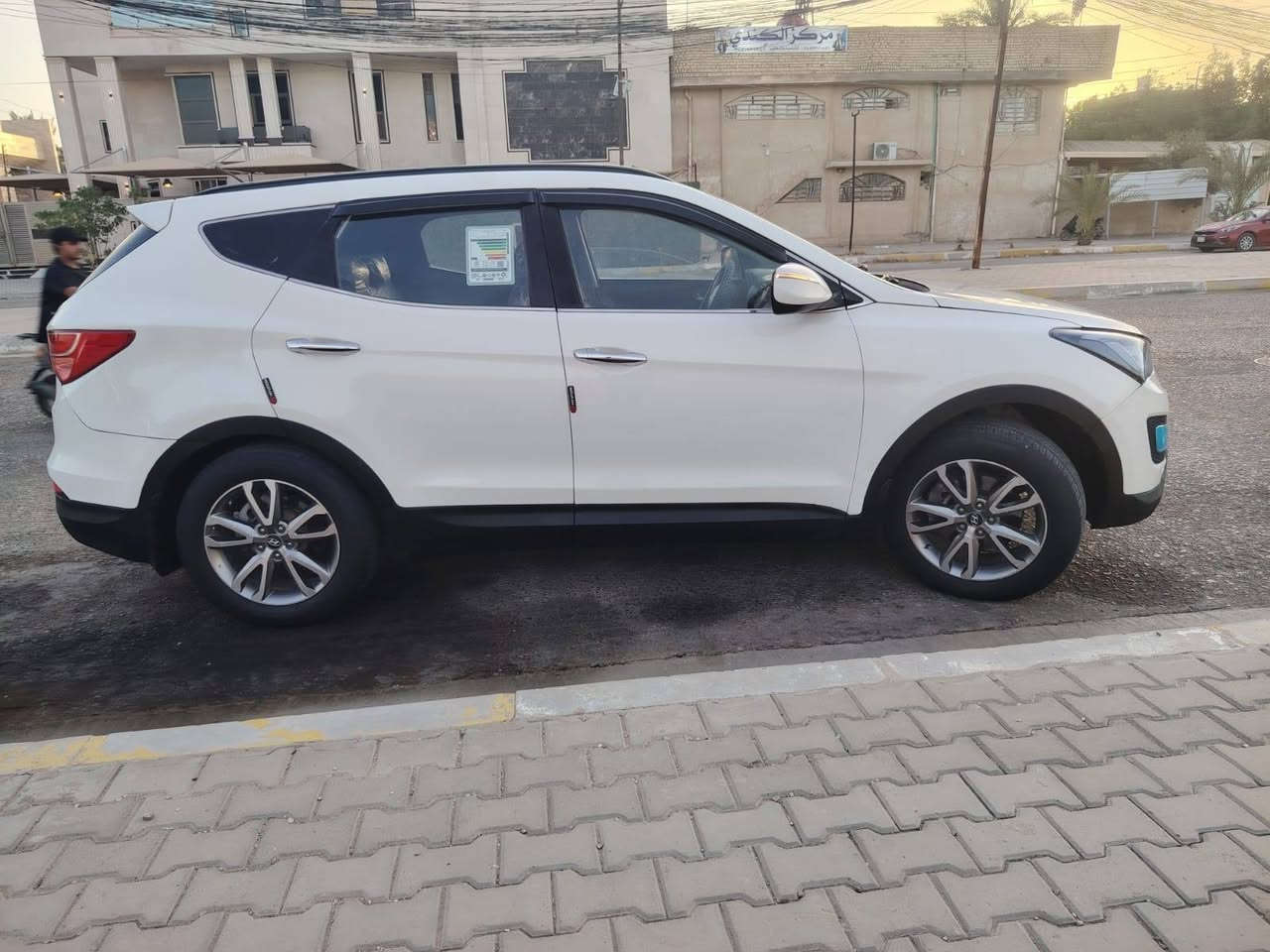 السلام وعليكم اعندي سنتافي خليجي موديل 2013 فول مواصفات واحد على واحد بنرامه جنطه كهربائي تحكم ستيرن جهتين شاير شفط كامره اماميه خلفيه كشن كهرباىي كفاله عامه كير مكينه حداديه تخم تاير سياره جازه من كلشي بيها 4قطع اثر شخوط مرشوشه  الجمايله كفاله من ضربه كفاله من تبديل العنوان كربلاء السعر 119 رقم الهاتف ***********
