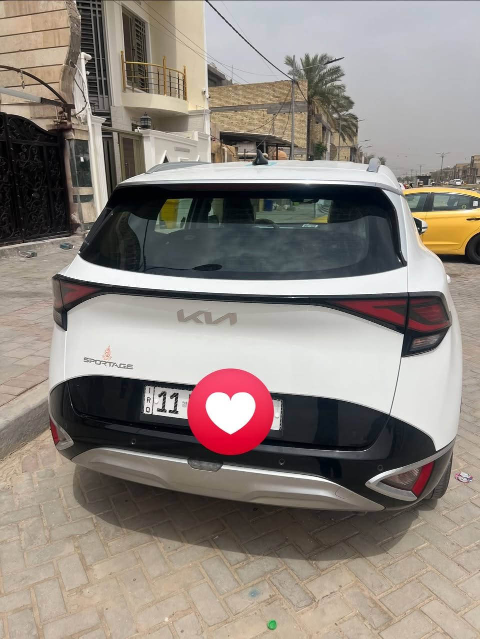 سلام عليكم سبورتج خليجي شركه الدوليه  موديل 2024 كفاله عامه علا وضع زيرو سياره ماشيه 40 حقيقي  تايرات الشركه  سياره فول عده بونراما سياره بصمه وكراسي كهرباء بصمه تشغيل ابواب شاشه جبيره ثنين بلادي كامره بلاديه شاحن  رقم السياره بغداد بسمي السعر 215 العنوان بغداد مدينه الصدر رقم الهاتف ***********
