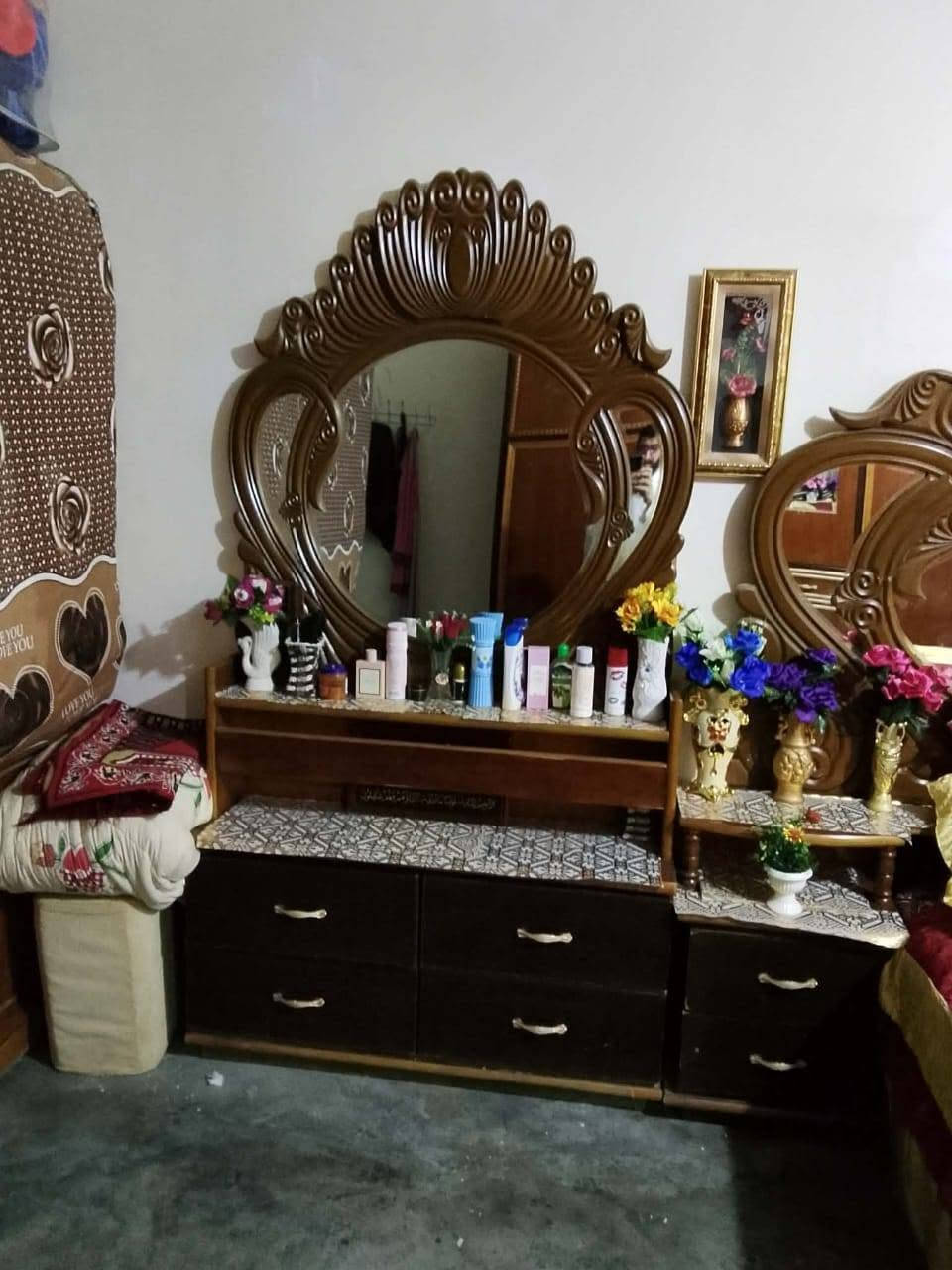 السلام عليكم……
غرفه عراقية للبيع للاستفسار اكثر الاتصال على الرقم ***********

