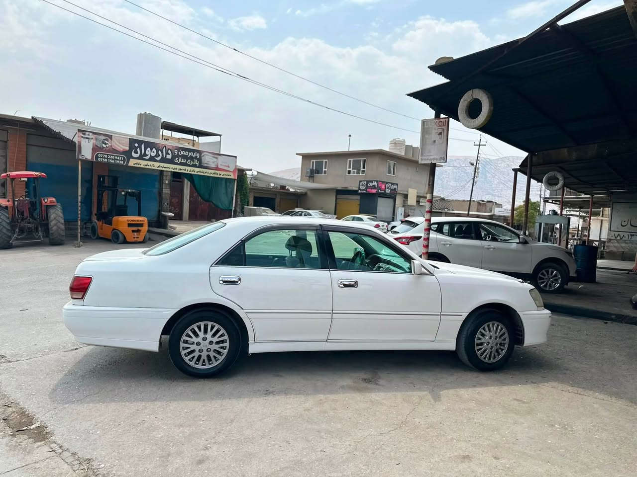بەناوی خوای گەورە و میهرەبان
مەلیكە موس موس ٢٠٠٣ 
دەشبوڵ نەجەف 
دیفۆری بچوك ١٧١ بێ دیلكۆ 
٣  دوگمە 
پەردە 
 ئیستراس خاسە 
مەركەزیەو شوێن سەلاجەشی بۆ 
دانراوە بیلاد

باتری و. ڕۆن و سێرڤسی عام كراوە 
چركەی تێدا نیە 
نرخ/٤٨ / مەجالێ برایانە 
گۆڕینەوەش دەكەم. بە شتێ بە دڵم بێ  
شوێن دەربەندیخان 
ڕەقەم ***********
ئەدمین ❤️❤️
