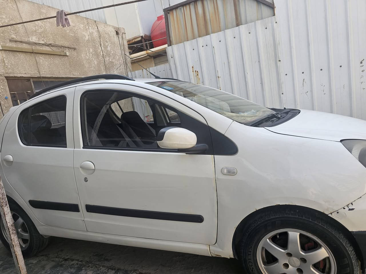 للبيع باندا جيلي ٢٠١٣ بغداد سعرها ٥٠ ورقة وبيها مجال اتصال  ***********
