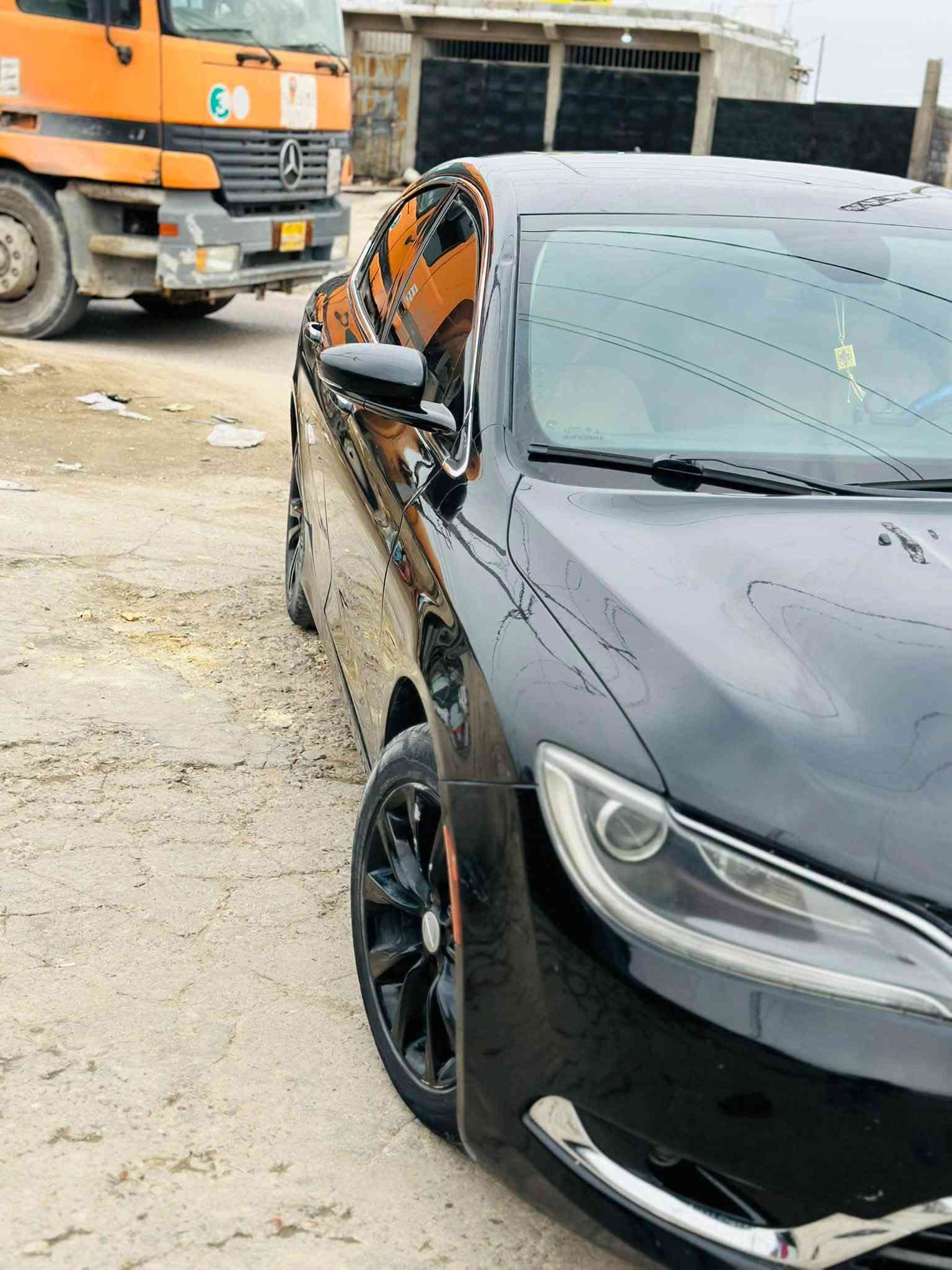 بسبب الوعود الكاذبة  اعيد النشر اتحده البصره بنظافتها
اخوان 200c مديل 16  موصفات السياره  مكينه 2400
LlMlTED  سياره بانوراما شاشه كبيره كشنات كهربائيه ستيرن تدفئه كشنات تدفئه تبريد قطعتين مثبت سرعه  
سياره بيها جاملغ وراجع بارد بدون صبغ 
سياره جاهزه هزه وفحص وسنويه باسمي انا سنويه تخلص 2031  تريد تحول وكاله جاهز. 
مكان سياره بصره 
 
***********
