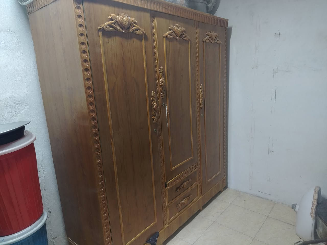للبيع جديد السعر 250 بي مجال قليل ***********،، ***********
