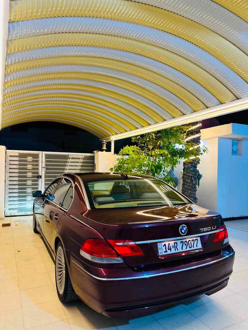 BMW_E65_745iL-2004
-------------------------------------
#السعر : 140$ وبيه مجال بسيط
‏
#رقم الهاتف : *********** 

#رقم السيارة : بصرة مشروع وطني باسمي 

#مكان السيارة : واسط/العزيزية 
-------------------------------------

السلام عليكم 
للبيع او المراوس باقل باخرة موديل  2004 حجم 745  باب طويل سيارة خليجية فول مواصفات عدا الرادار مكفولة بدون اي حادث سيارة بيه صبغ جمالية شواصي لغود تكم شرط الفحص سيارة محدثة 2008 
تفاصيل 
1-بصمة 
2-محرك 8 +كير تعليك⚙️ مكفولات
3-حساسات امامية+خلفية 
4-تبريد 4 قطع خلفي منفصل تحكم بلقمارة ❄️
5-لايت زنون ⚔️
6-مراية داخلية+ الجانبية عاكسة⚔️
7-تحكمات ستيرن ⚔️
8-تلفون📱
9-فان منفصل 💨
10-سنوية جدد ⚔️
11-شاشة اعطال🖥
12-سيدي جنجر 💽
13-داخل بيجي 🤎 
14-كشنات ذاكرة ⚔️
15-شاشة 🖥
16-كشنات هيتر + تبريد امامي خلفي 
17-ويل 19تو سايز  +تخم تاير ⚔️
18-صدر امامي خلفي جديد⚒
19-ستيرن كهربائي 💡
20-مري شفط⚔️
21-انارة ترحيب خارجية 💡
22-لايت اوتو 🔦
23_زراك لايت
24_ثلاجة خلفية 
25_شاشة خلفية 
26_كشنات امامية مساج 
27_دبل جام ملون 
28_ماوس خلفي 
29_بردات 5 
30_ابواب شفط 
31_صندوك كهرباء 
32_ستيرن هيتر 
33_كشنات خلفية كهرباء

-------------------------------------
