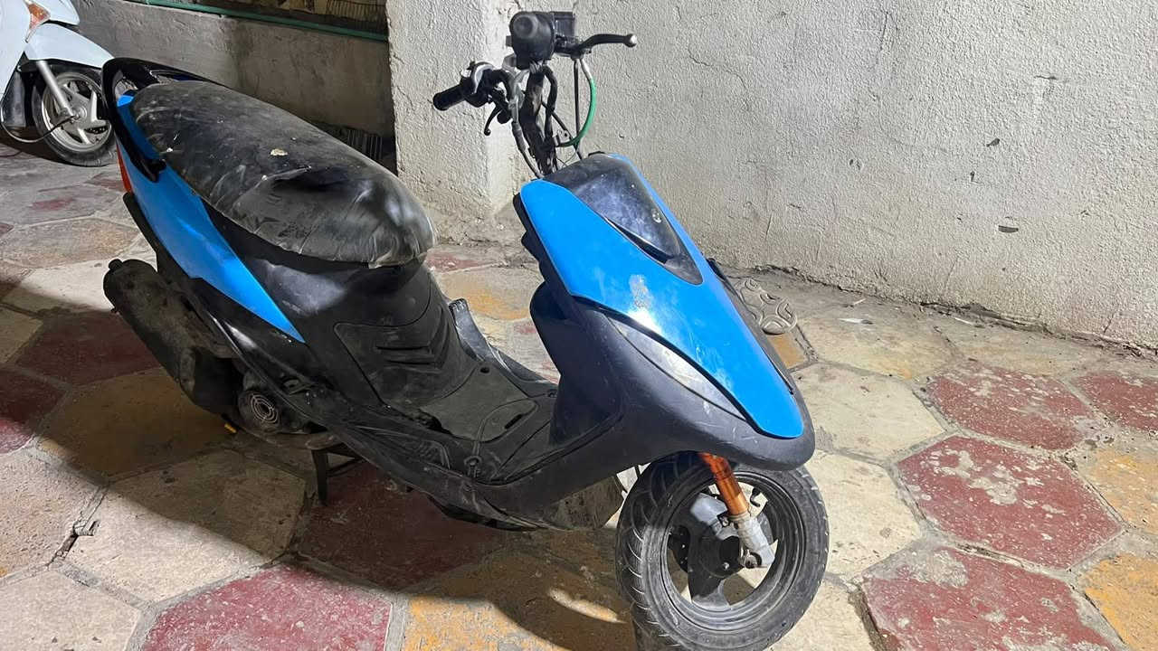 سلام عليكم دراجه ماكس عدله نضيفه عوزها بس كابريته 
سعرها 400وبيها مجال الشراي واتساب بس ***********
مكاني البصره صبخه العرب قرب ملعب ابو ليلى
