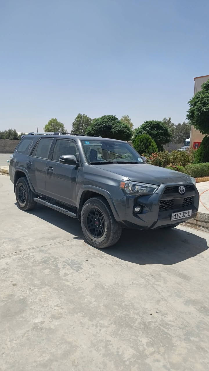 السلام عليكم للبيع
تيوتا فورنر2022 

فئة SR5 بريميوم

تو ويل 

ويل كب TRD بلادي تخم تاير 

لايت زنون LED

بصمة 

اشاير بلمري 

كشن كهرباء

رادار امامي تحديد مسار + تنبيه تصادم

رادار جاني نقطة عمياء 

وباقي المواصفات المعروفة 

ماشيه 63 الف ميل

السيارة بيهة  بنيد مصلح نفسه جاملغ 

 والخلفي مصلح ومصبوغ

السعر260 وبيه مجال

***********

ملاحظة ملاحظة محرك بي صوت محرك بي صوت 

مكاني بغداد الجديدة
