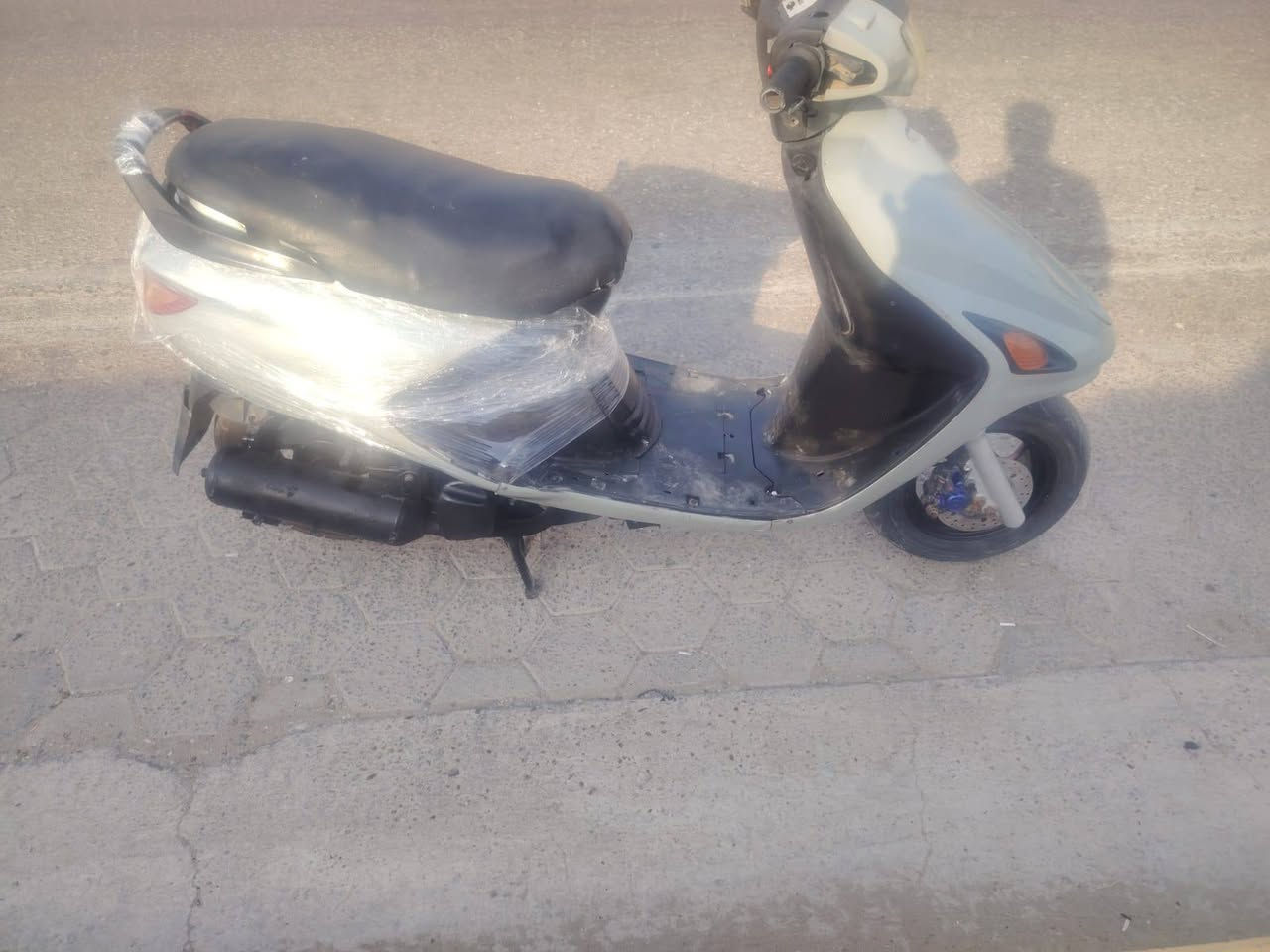دراجه فراشه فحل للبيع مكينه حلوه كهربائيات كله شغاله سلف هندر لايت زنونو يشاير جك نص جك صفح جاهزه السعر 290 نجف حي السلام ***********
