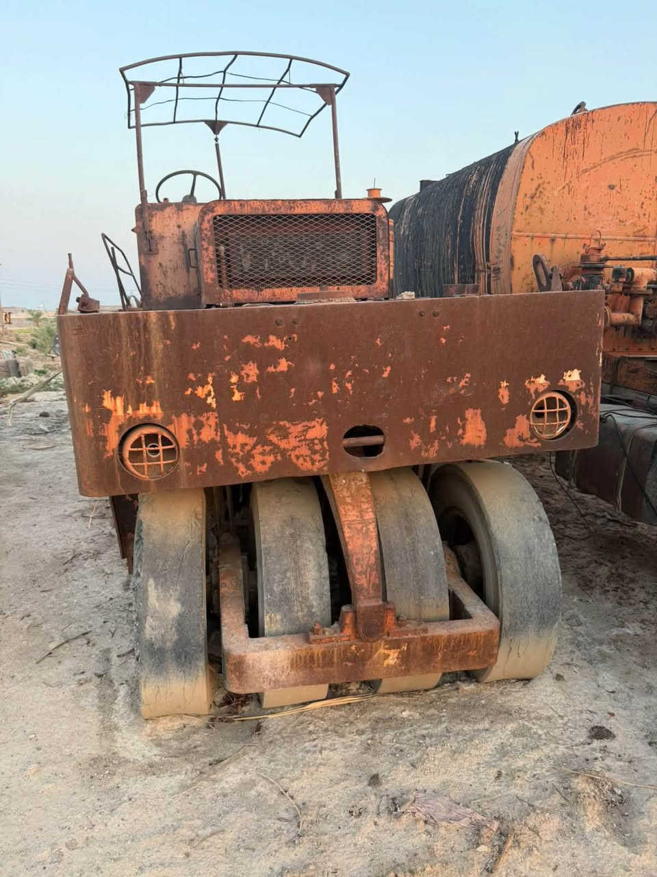 السلام عليكم
للبيع حادلة مطاطية موديل ثمانينات بدون اوراق ***********
