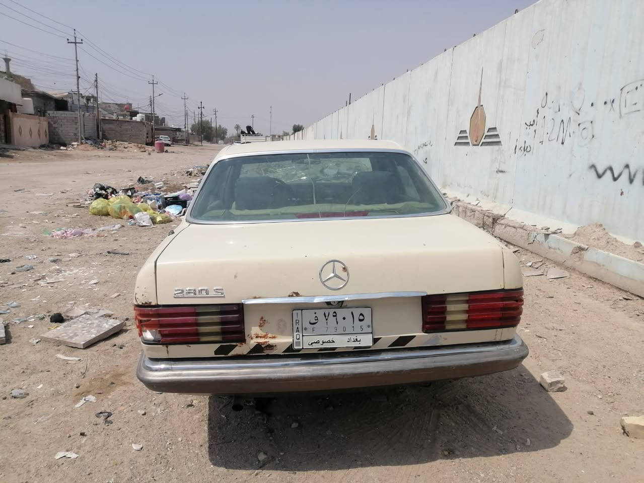 سلام عليكم موديل 83
مكينة وكير جدد سيارة جاهزة 
رقم بغداد حائز ثالث شرط الوكالة 
سيارة بلادية شرط تاريك وين ما يعجبك
سعر 17 ورقة ومكاني البصرة 
***********
