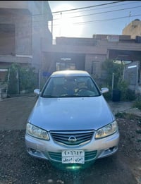 نيسان صني • ٢٠١٢ • توماتيك