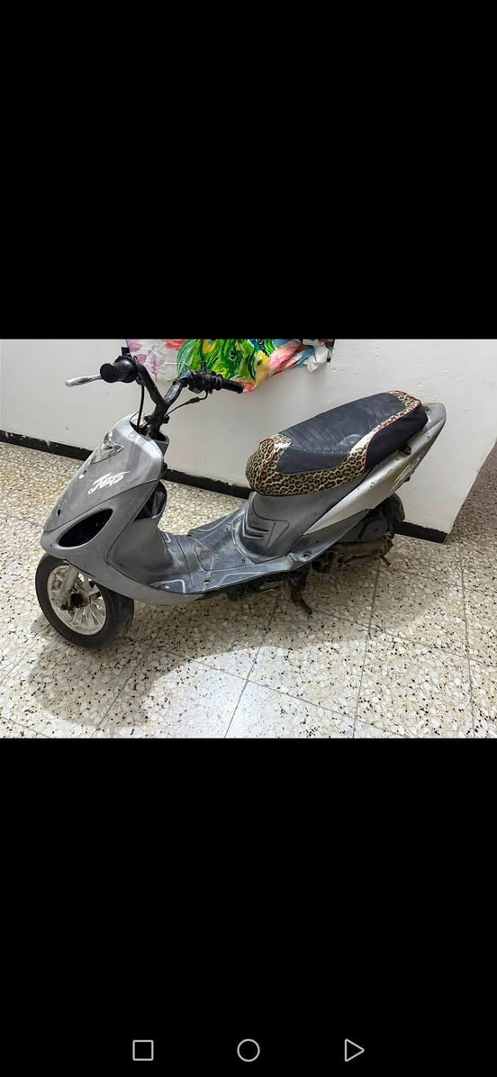 سلام عليكم ماكس 55 سعر 300 وبيه مجال رقم ***********
