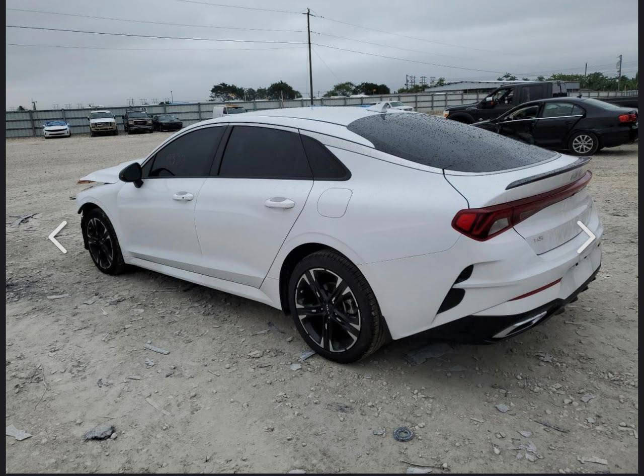 السلام عليكم KIA K5 2024 فول عدا البانوراما بنيد صبغ وايرباك دركه راجع سستم ماشيه41000الف بدون شواصي بدون لغود السياره ليبل واحد مامبدل بيها شي رقم بغداد بأسمي 
محرك 1.6 تيربو 
السعر 175 وبيها مجال 
للأستفسار 
*********** 
مكاني بغداد

نص مكتوب في الصور:
- iQ CARS
- 38601934