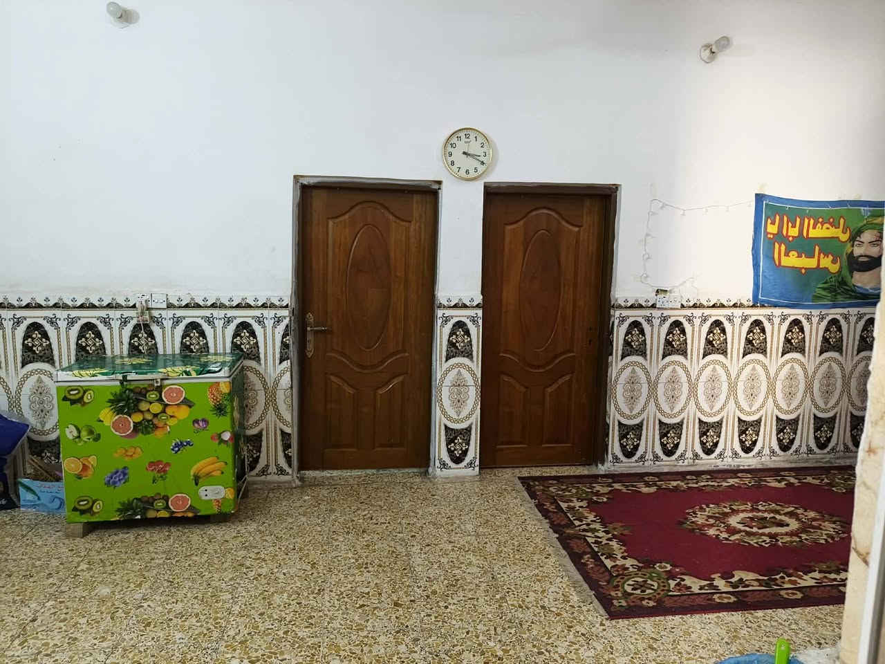 🔷🔹دار سكن للبيع 
🔷حي الحكيم نزلت التمايمه 
🔷😍 المساحه 180متر
🔷🔹بناء بلوك وبيه طابوك والسكف صب 
🔹🔷 غرفتين وصاله ومطبخ واستقبال وصحيات داخليه وخارجيه وكراج وحديقه
🤩🔷 ارضيه سيراميك وجدار سيراميك 
🔷طابو زراعي سند25.💎مرقم من قبل البلديه مشمول بل تطويب
💵💵💸 السعر40 مليون وقابل للتفاوض للاستفسار الاتصال 
🔷***********

يبعد عن الشارع 500متر
🔷🤩اومراسلة الصفحه
