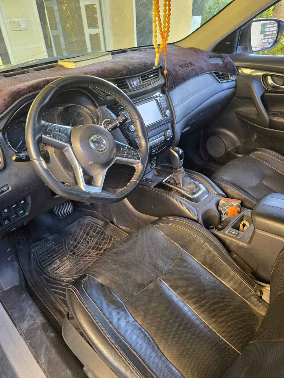 🚗 للبيع: نيسان روج 2020 🚗
سيارة ممتازة وجاهزة للمشي، القير والمحرك بشرط الفحص!
 * الموديل: 2020 رقم  سليمانيه وبأسمي 
 * السعر: 140 ورقة (14,000$)
 * الضمان: الگير والمحرك مكفولات
 * الحالة والبدن: 4 قطع صبغ، وباقي البدن بحالة ممتازة
 * المكان: صلاح الدين - بلد
📞 للتواصل والاستفسار: ***********
