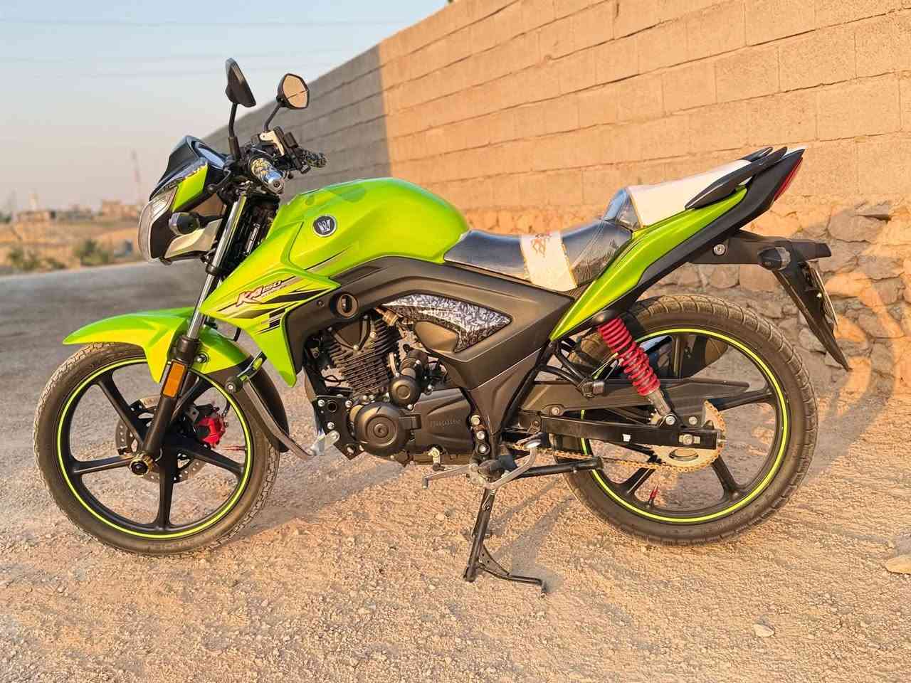 سلام عليكم هاوجي موديل ٢٣ مسجل وكامل ارقام انكليزي المكان حديثه للاستفسار ع الرقم/‏‪***********‬‏/
