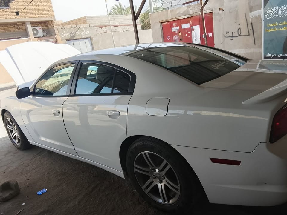 السلام عليكم ورحمة الله وبركاته
جارجر موديل 2012 رقم دهوك الدولي سنوية لسنة 2030 
تريد وكالة تريد تحويل السيارة بالبصره جاهزه صارلها سنه عندي وهذا سونارها أتعهد بكافة الأصوليات سعرها 135 وبيها مجال ***********
    ***********
واتساب موجود اتصال موجود ماسنجر موجود
