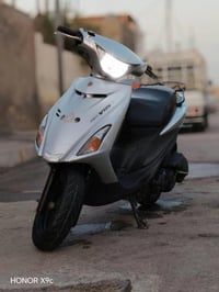 V125 • معدل • مرتب