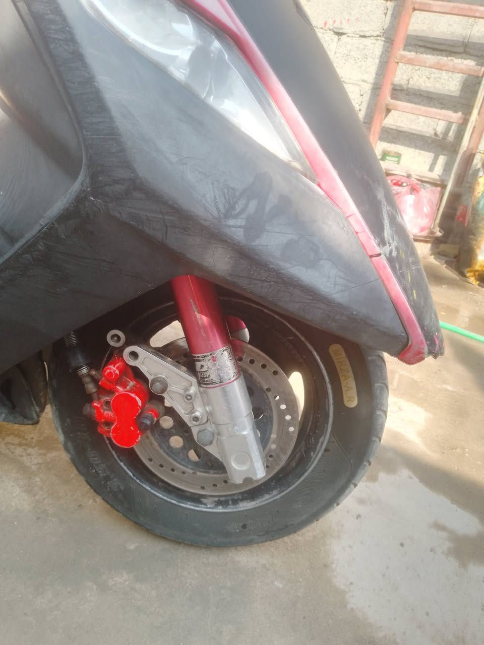 ثعلب • بدون باتري