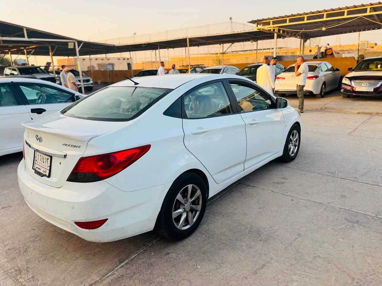 هونداي اكسنت
2011 مضلع 
خليجي
محرك1600
بيها صبغ نص صندوك ونصف باب خلفي 
محرك كير  تبريد كلها بحالة سليمة 
وسونارها موجود 
رقم الانبار 
مكان السيارة الانبار 
للأستفسار الاتصال:
***********
