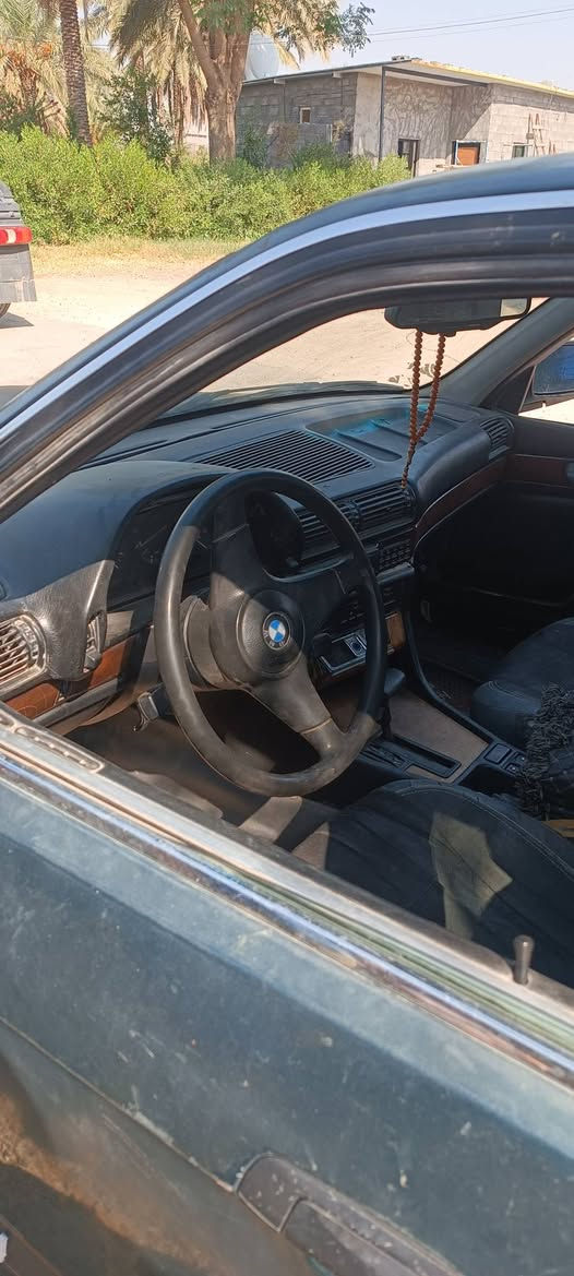735 للبيع
مكينه شاده صار سبوع 
رقم انبار 
السياره كدام العين ميحتاج شرح 
السعر 30
بيه مجال شي بصيط 
رقم الهاتف ***********

